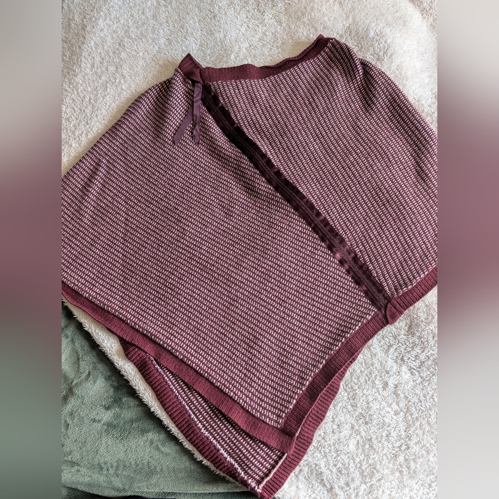 Lululemon On The Go Poncho